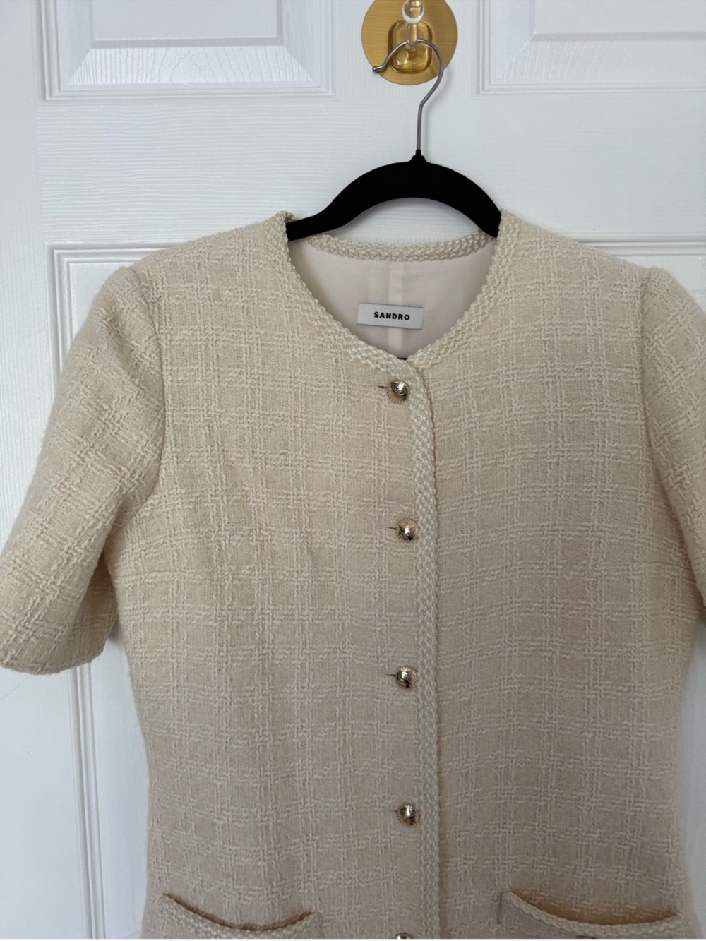 Sandro Cream Tweed Short-Sleeve Jacket with Gold Buttons 8 - Picture 7 of 11